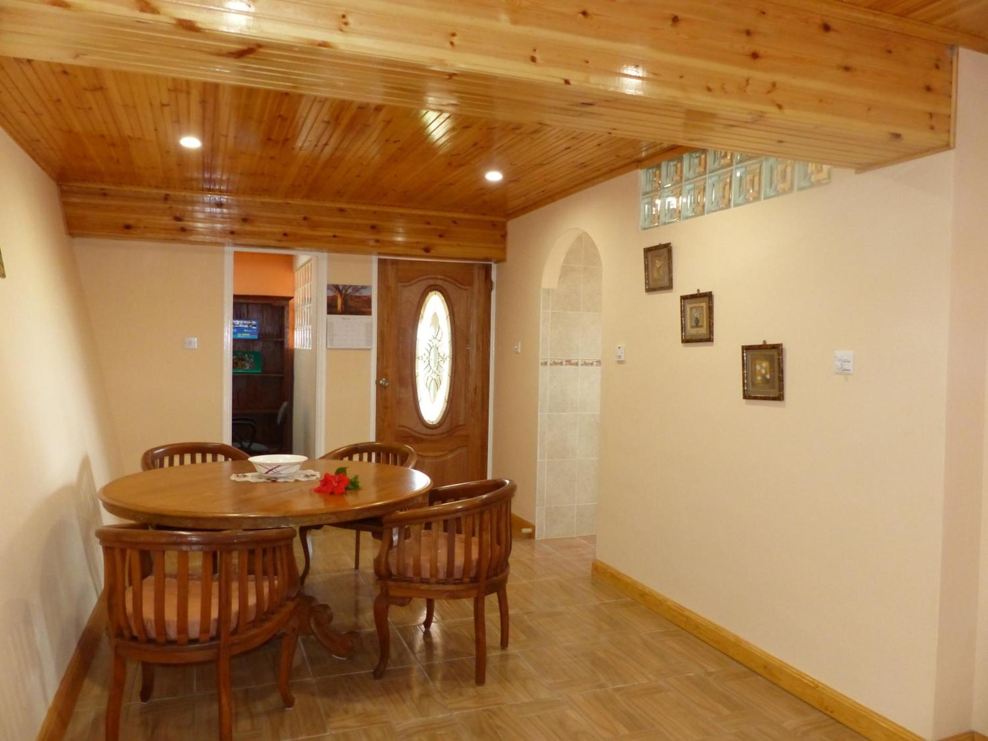 Apartmán Hibiscus House Seychelles Self Catering Victoria Exteriér fotografie